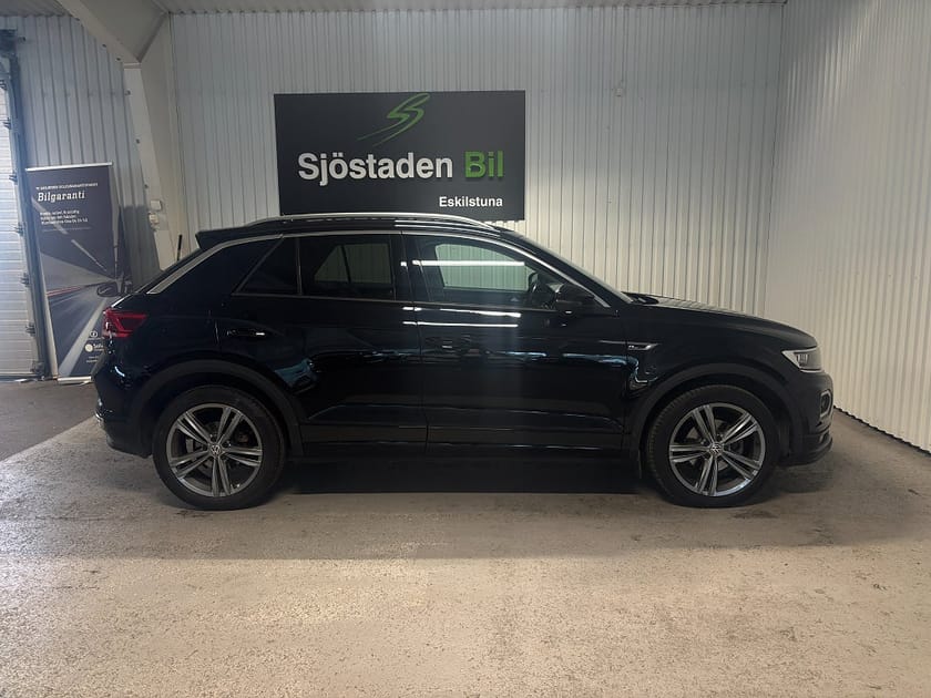Bild 5 av Volkswagen T-Roc 1.5 TSI 4Motion R-line Cockpit/Drag/Kamera