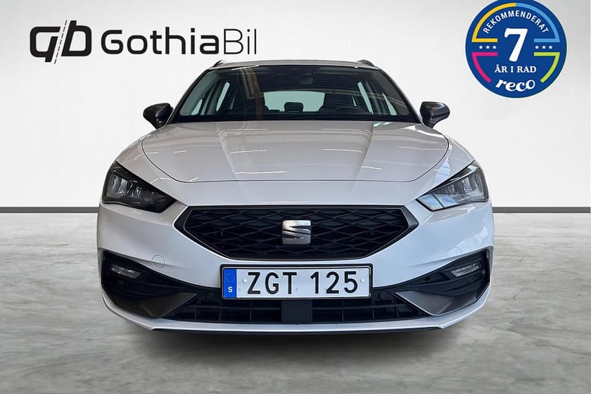 Bild 2 av SEAT Leon Sportstourer ST León 1.5 eTSI Adaptiv Navi Dragkrok B-Kamera