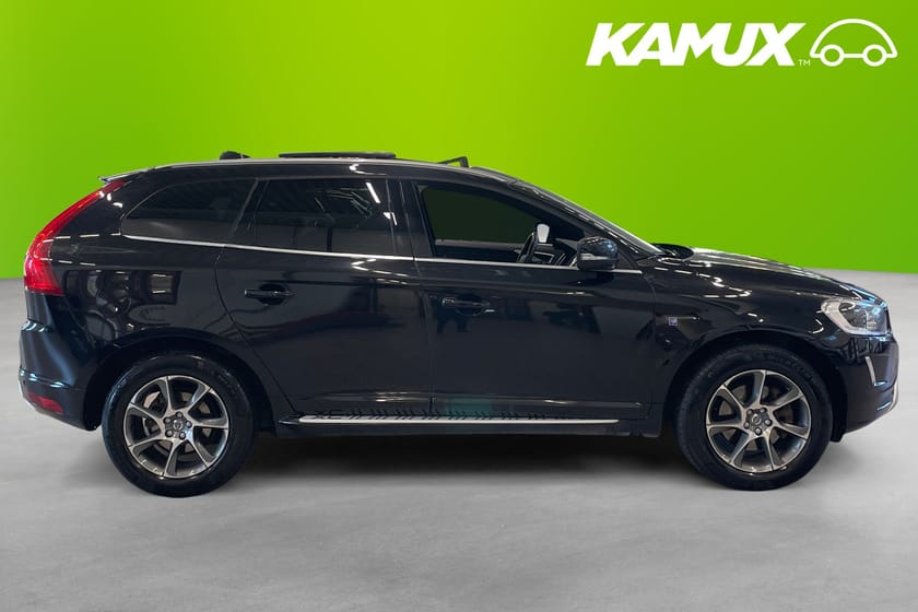 Bild 2 av Volvo XC60 D5 AWD Ocean Race Pro Skinn Pano Kamera 215HK