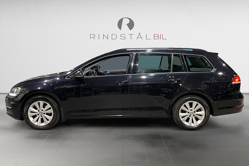 Bild 4 av Volkswagen Golf Sportscombi SC 1.0 TSI 110 HK APP CONNECT 0.42L/MIL 8300MIL