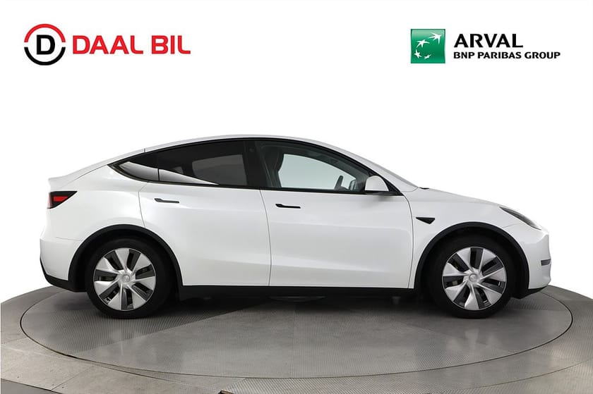 Bild 5 av Tesla Model Y Long Range AWD