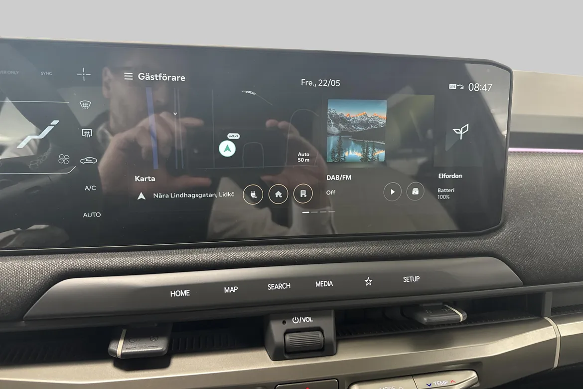 picture of a car