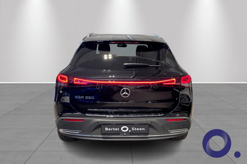 Bilde 4 av Mercedes-Benz EQA 250 Progressive Line / ELEKTRISK BAKLUKE / AMBIENT LIGHT /