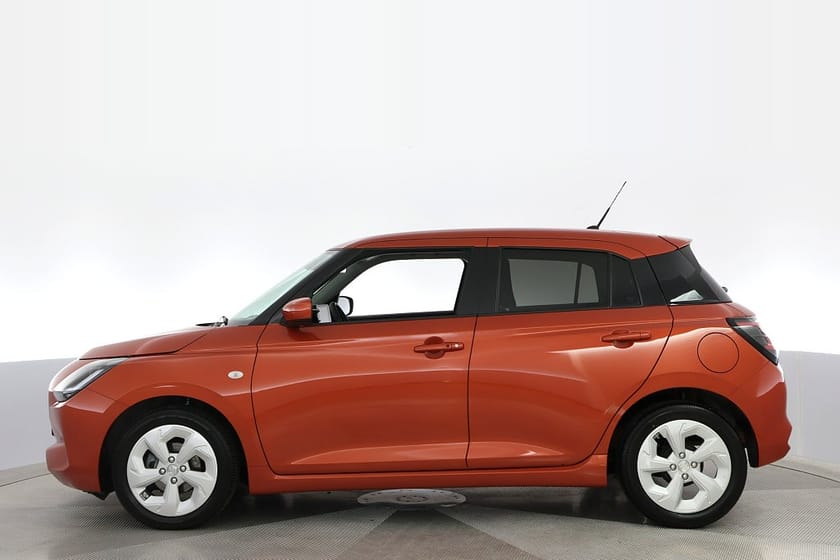 Bild 2 av Suzuki Swift Hybrid CVT 1.2 83hk Aut Select Navi B-Kamera MOMS