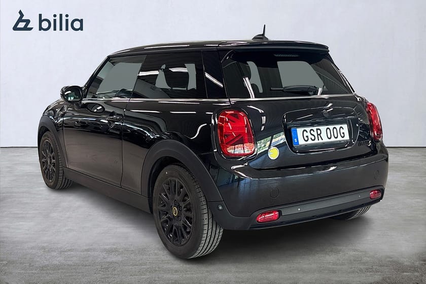 Bild 2 av MINI Cooper SE / Navi / Tonade rutor / PDC bak / Sportstol