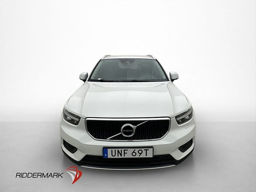 Bild 2 av Volvo XC40 T3 163hk Momentum P-värm VOC PDC Adaptiv farth.