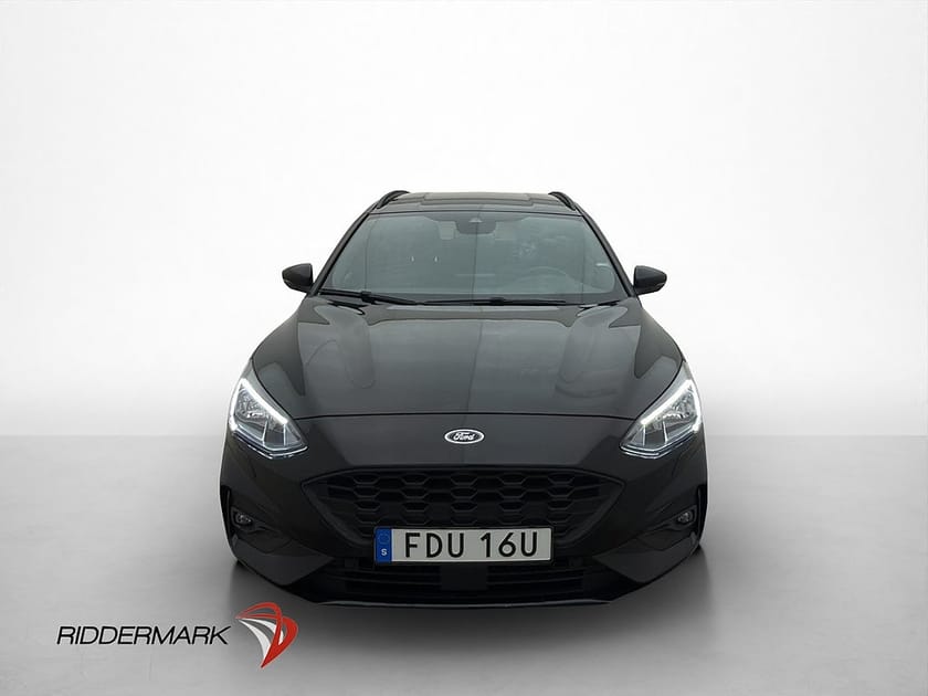 Bild 2 av Ford Focus Active Kombi 1.0 Kamera Navi Rattvärme Keyless Drag