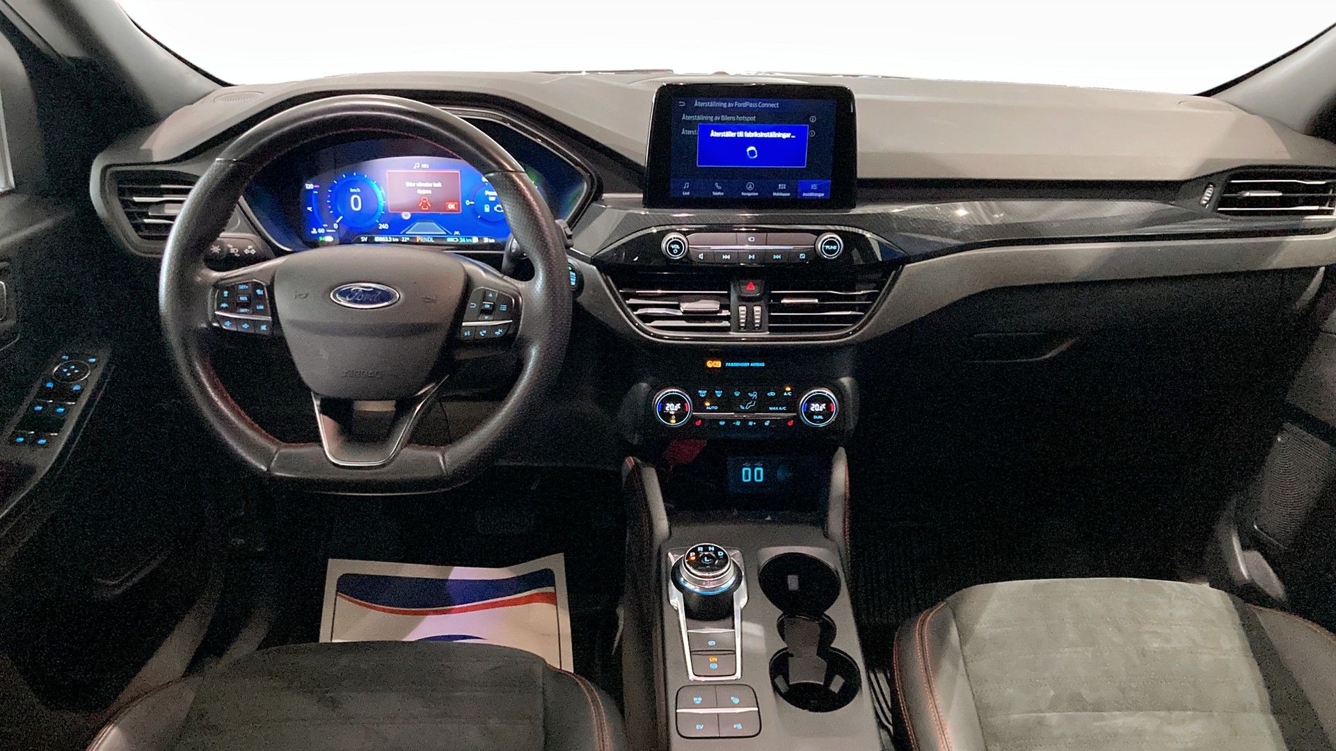 Ford Kuga pHev ST-line X 225hk Dragkrok 2022, bild 4/10