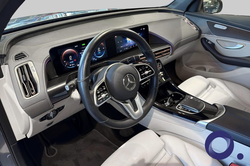 Bilde 2 av Mercedes-Benz EQC 400 4MATIC AMG Line | Soltak | 360° Kamera | Hengerfeste |