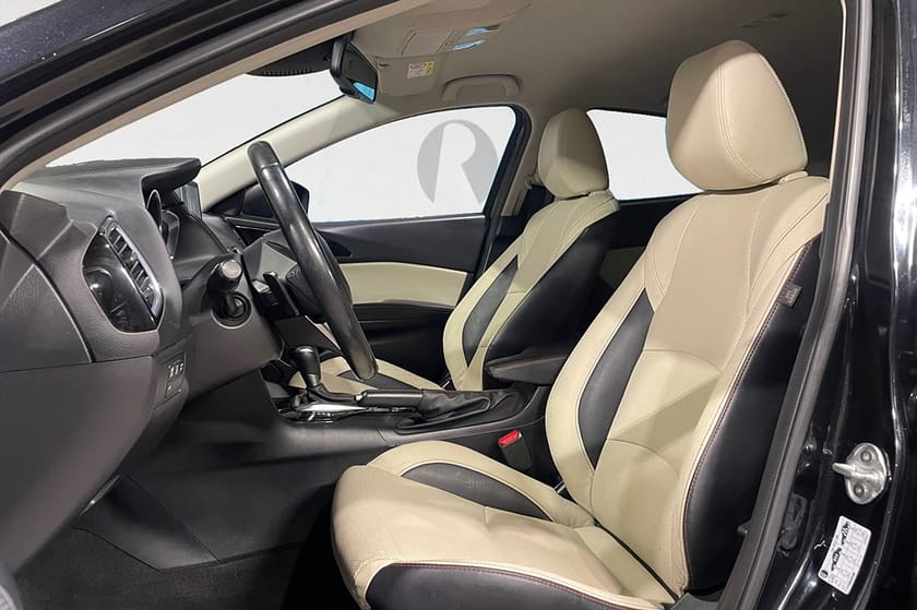 Bild 3 av Mazda 3 Sport 2.2 SKYACTIV-D 150 HK AUT NAVI BOSE PDC 0.41L/MIL
