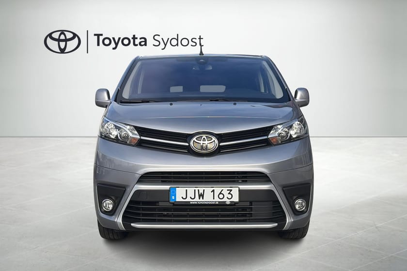Bild 2 av Toyota Proace Verso 2.0 9-sits Automat, Farthållare, Drag, 180 hk