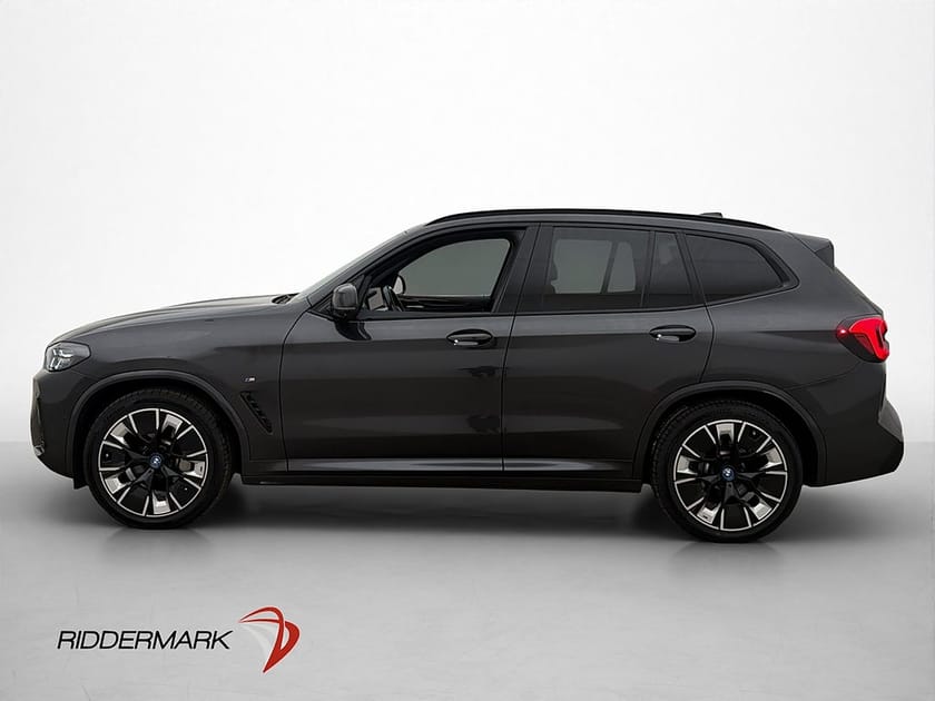 Bild 5 av BMW iX3 286hk M-Sport HuD Drag Pano Skinn H/K Navi