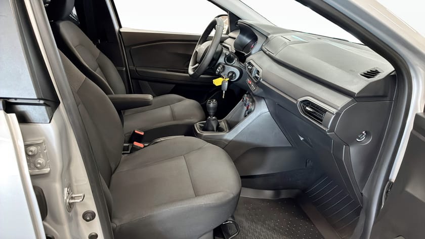 Bild 3 av Dacia Sandero ESSENTIAL TCE 90 4X2 / RÄNTEKAMPANJ /