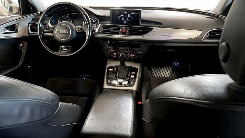 Bild 4 av Audi A6 allroad quattro 3.0 TDI 218hk / Luftfjädring / Värmare