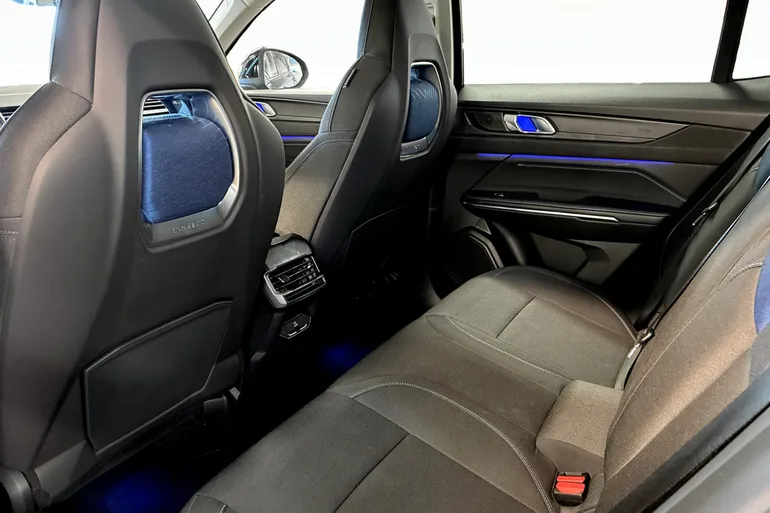 Lynk & Co 01 PHEV