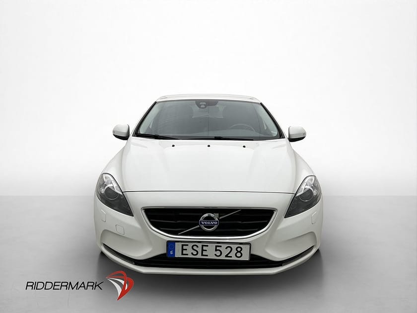 Bild 2 av Volvo V40 T2 122hk Nyservad Isofix 0.55l/mil låg skatt