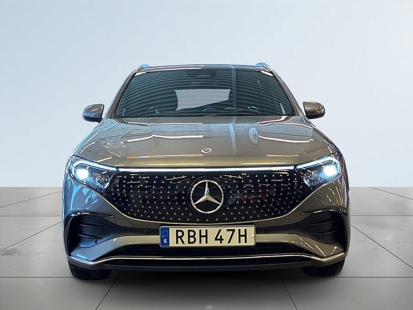Bild 2 av Mercedes-Benz EQA 250+ AMG Advanced MOMS/Navi/SoV-Däck/Kamera/Adap Fart