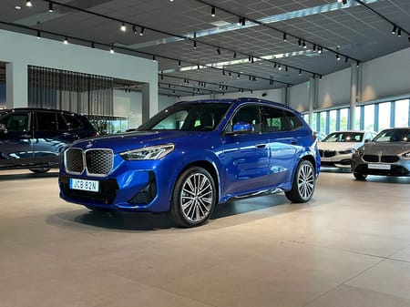 BMW iX1 eDrive20 M Sport D/A Plus Harman/Kardon Dragkrok