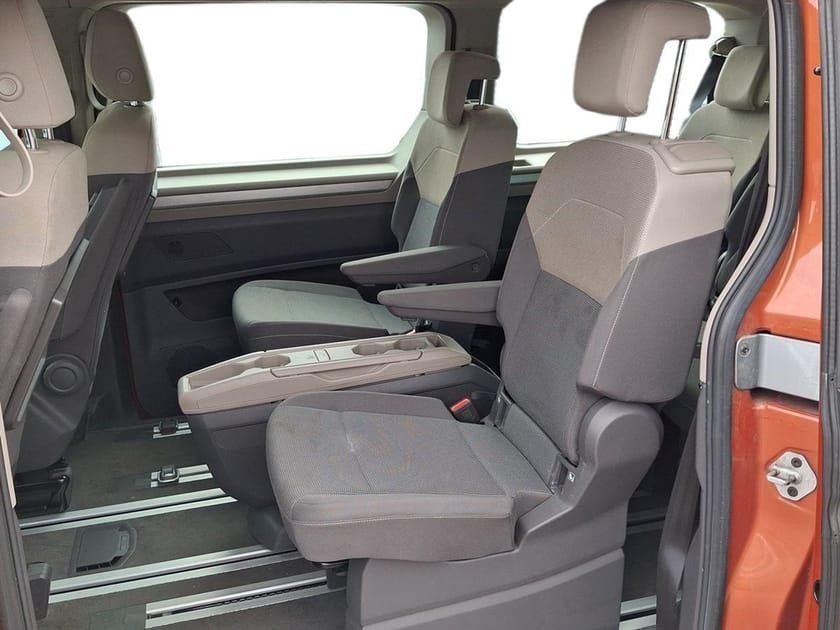 Bild 3 av Volkswagen Multivan eHybrid