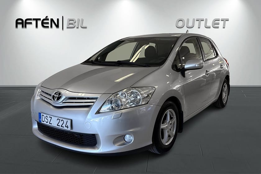 Bild 1 av Toyota Auris 1.4 D 5-dörrar Plus 1-ägare Fint Skick! Ny servad!