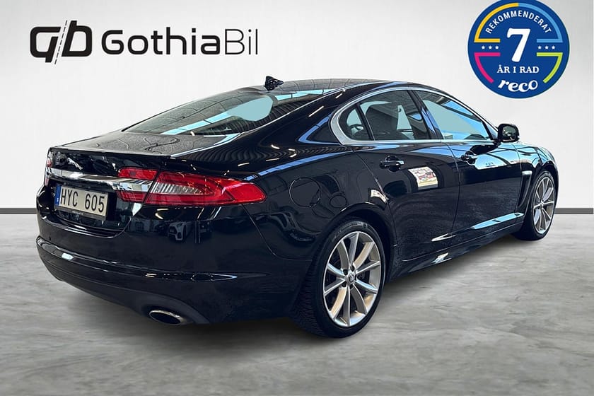 Bild 5 av Jaguar XF 2.2 TDi4 Navi Backkamera Läder Bi-xenon Bluetooth