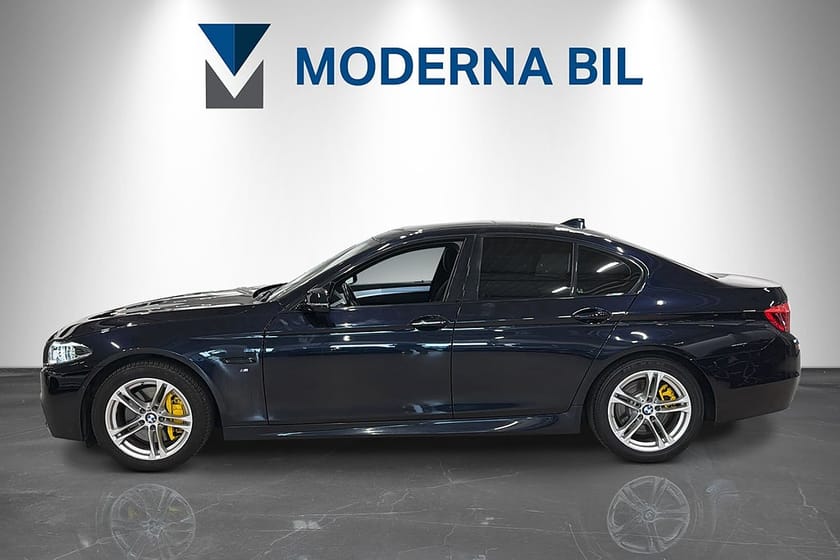Bild 3 av BMW 530d xDrive Sedan 258hk M Sport H/K Adaptiv Pano HuD display