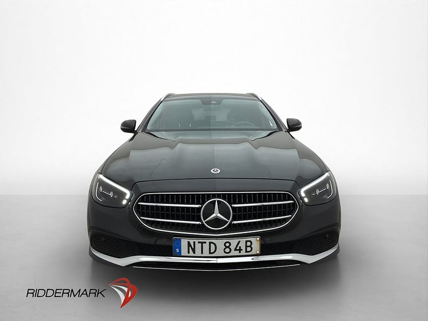 Bild 2 av Mercedes-Benz E 300 T de 4MATIC 306hk Cockpit PlugIn hybrid Drag