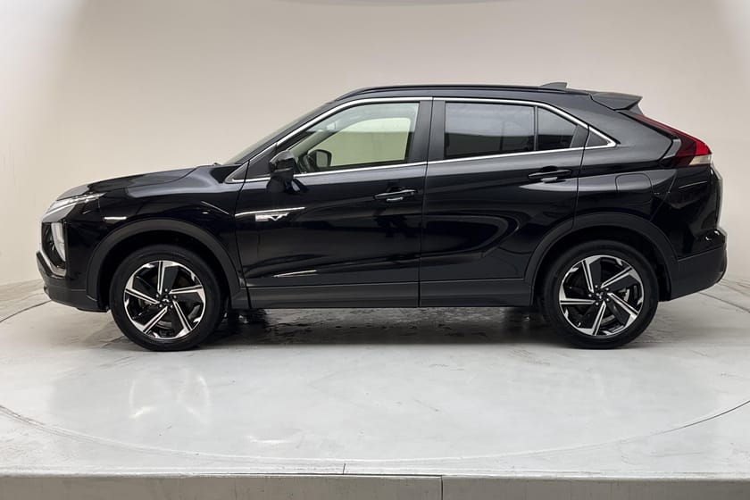 Bild 2 av Mitsubishi Eclipse Cross PHEV 2.4 4WD (185hk) Backkamera
