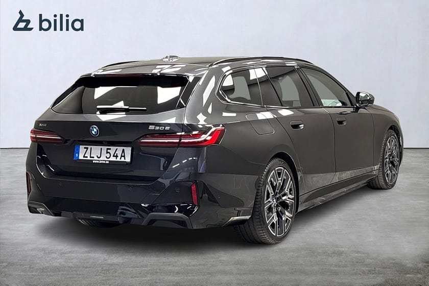 Bild 3 av BMW 530e xDrive Touring Touring/M Sport/Drag/Head- Up/Bowers & Wilkins