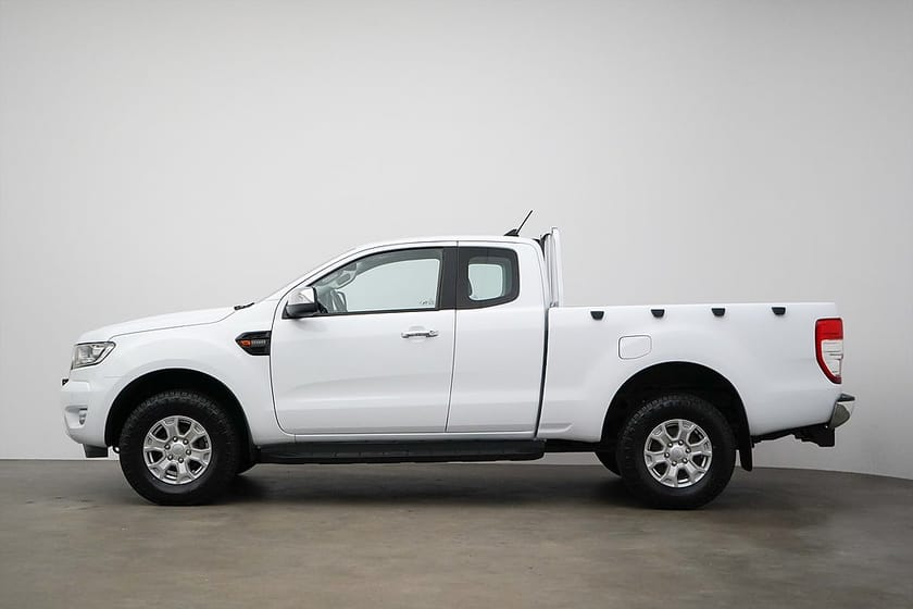 Bild 3 av Ford Ranger SuperCab 4x4 / 170hk / Värmare / Moms