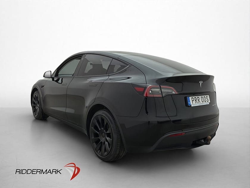 Bild 5 av Tesla Model Y Long Range AWD Autopilot Dragkrok Svensksåld