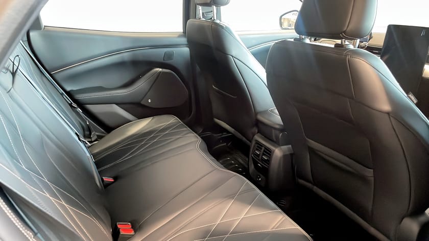 Bild 5 av Ford Mustang Mach-E Standard Range RWD SR 269hk Teknikpaket