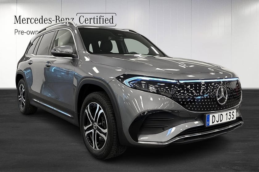 Bild 2 av Mercedes-Benz EQB 250+ AMG Line Distronic Drag Panelbelysning Rattvärme
