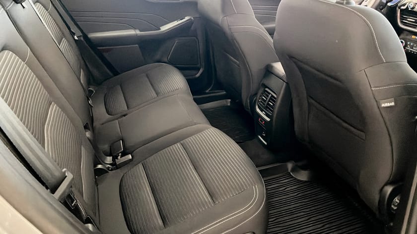 Bild 5 av Ford Kuga Plug-In Hybrid Titanium E-CVT 225hk