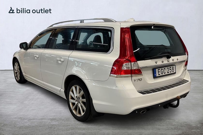 Bild 2 av Volvo V70 D4 Summum Euro 6 /VOC / Elstol /Dragkrok/Kamrem Bytt-24