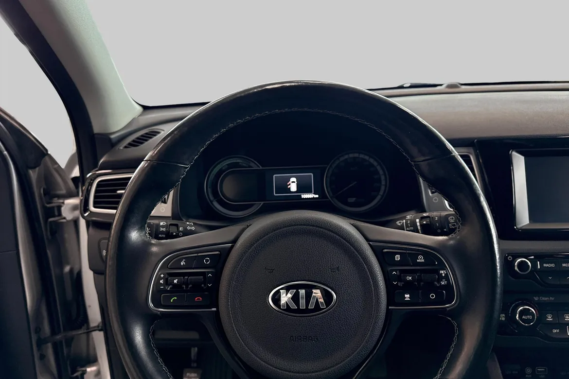 picture of a car