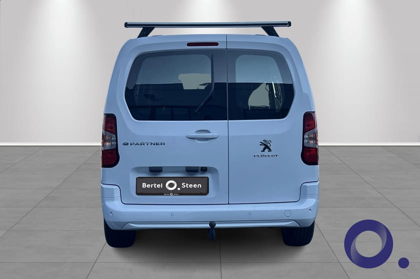 Bilde 5 av Peugeot e-Partner L2 Hengerfeste og takstativ