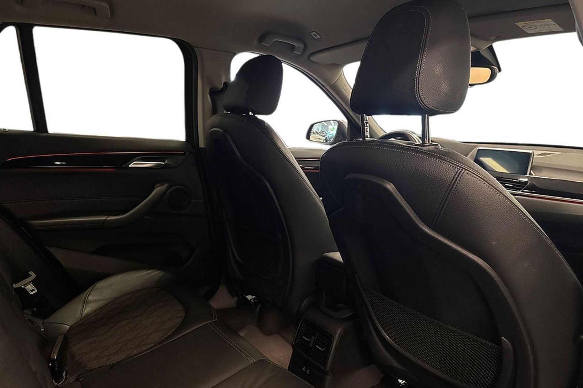 BMW X1 sDrive 20i X-line 2019, bild 7/27