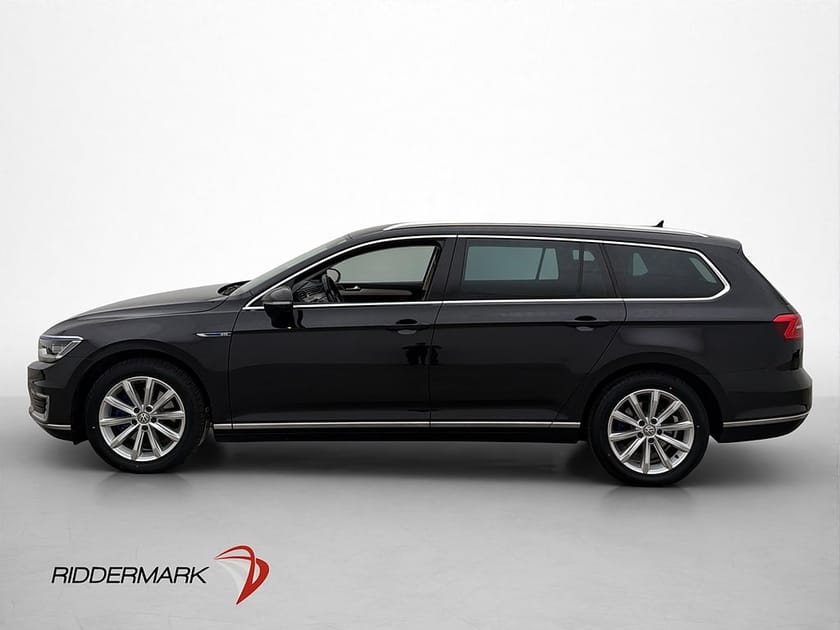 Bild 4 av Volkswagen Passat Variant GTE 1.4 TSI Dragkrok Kamera Skinn CarPlay
