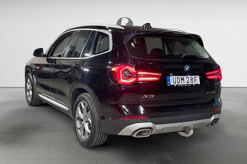 Bild 5 av BMW X3 xDrive30e 292 HK AUT DRAG NAVI COCKPIT 360KR/ÅR MOMS