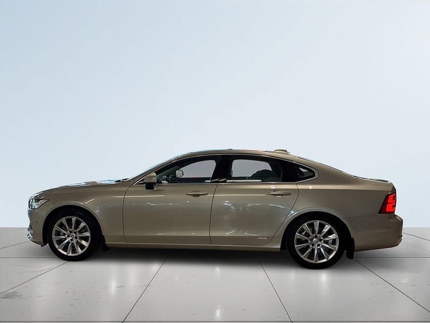 Bild 4 av Volvo S90 D4 Momentum Advanced Edition Mvärm Drag Rattvärme S&V