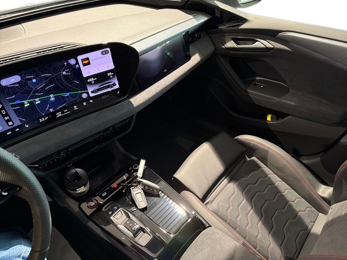 Audi Audi A6 Avant e-tron quattro — bild 12