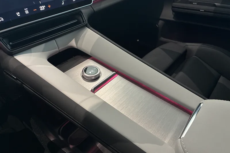 Polestar 4 Long Range Dual motor bilde 16