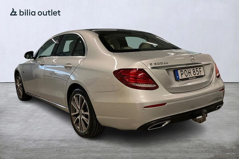 Bild 4 av Mercedes-Benz E 300 de PLUG-IN 360°kam Panorama Drag Ambient Lighting