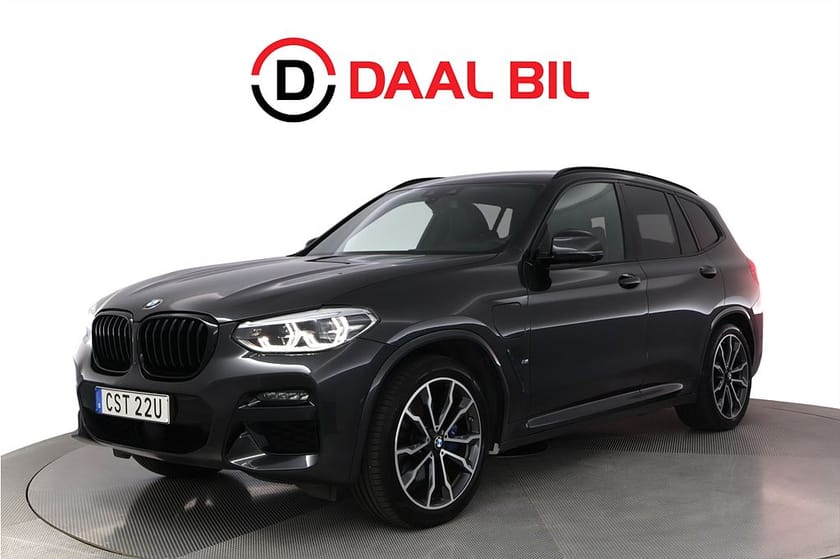 Bild 1 av BMW X3 xDrive30e 292HK M-SPORT PANO H/K® 3D-VIEW DRAG HUD NFC