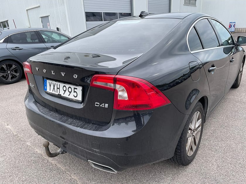 Bild 3 av Volvo S60 D4 190HK Classic Momentum