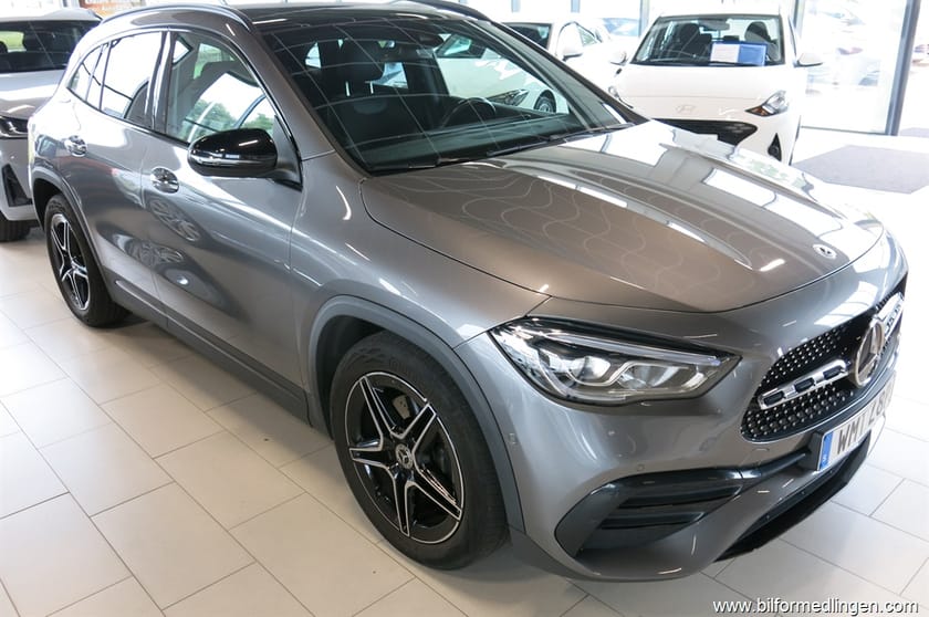 Bild 3 av Mercedes-Benz GLA 200 d drag 1-ägare panorama nav AMG