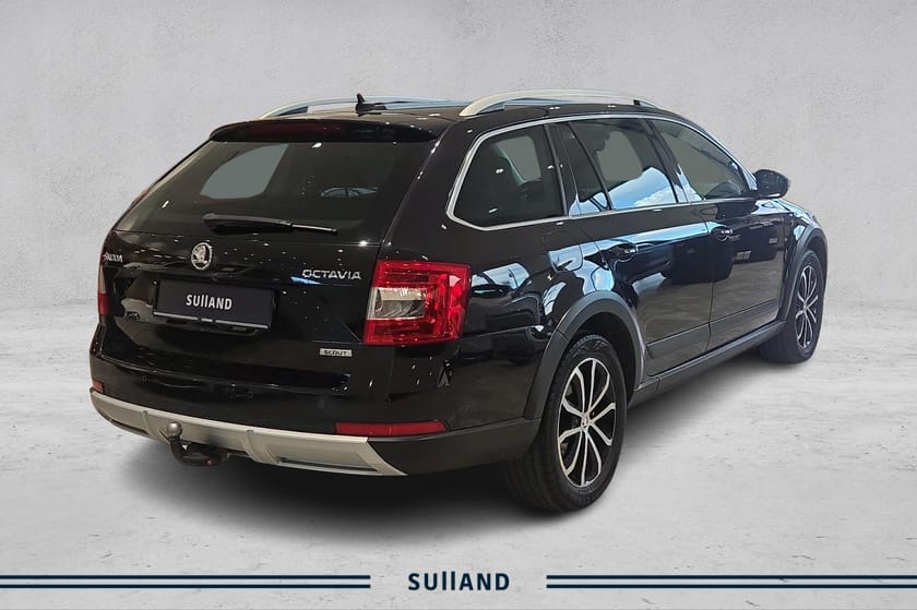 Bilde 5 av Škoda Octavia Scout | krok | Webasto | Ryggekamera