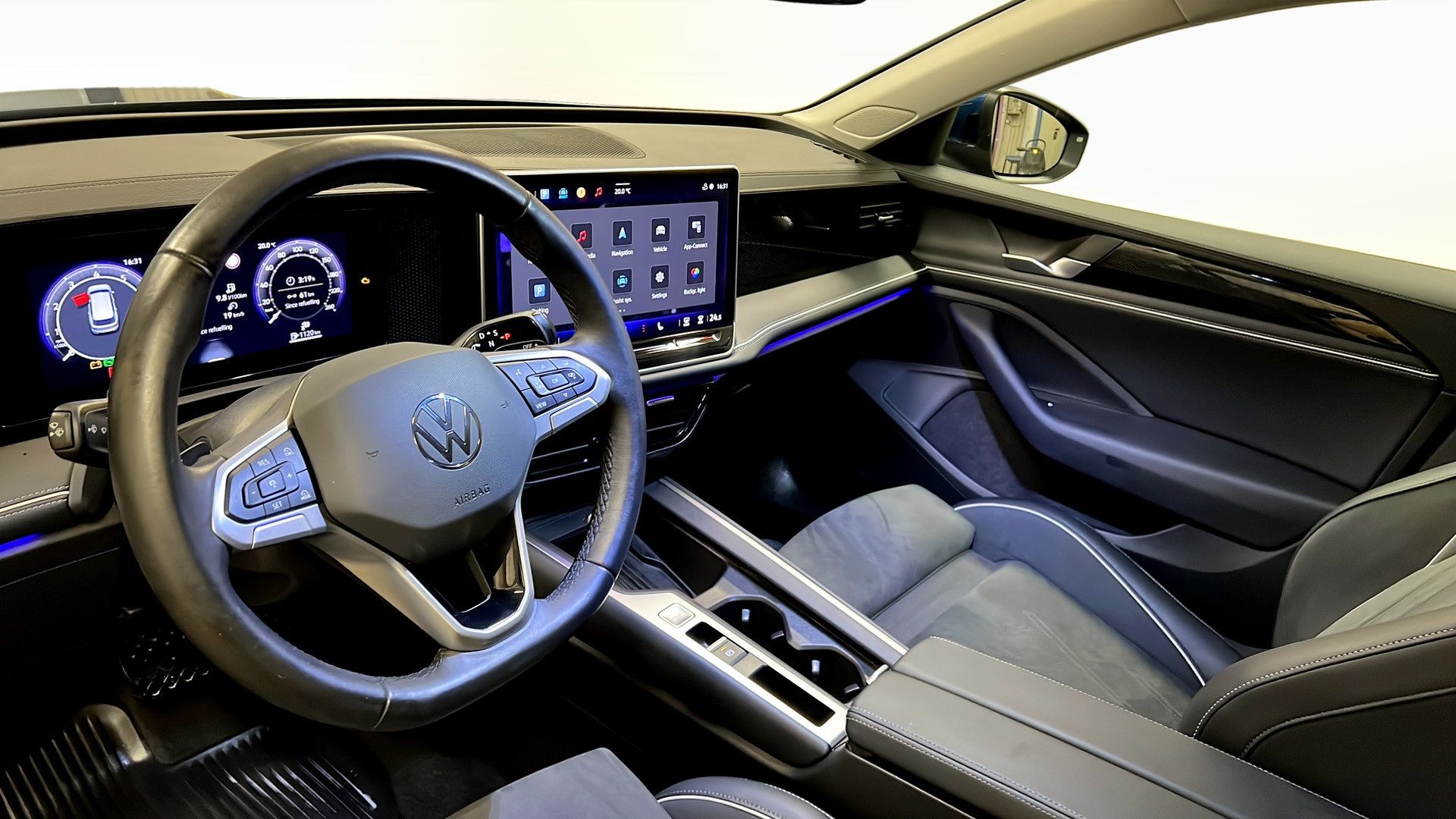 Volkswagen Passat 2025, bild 7/10