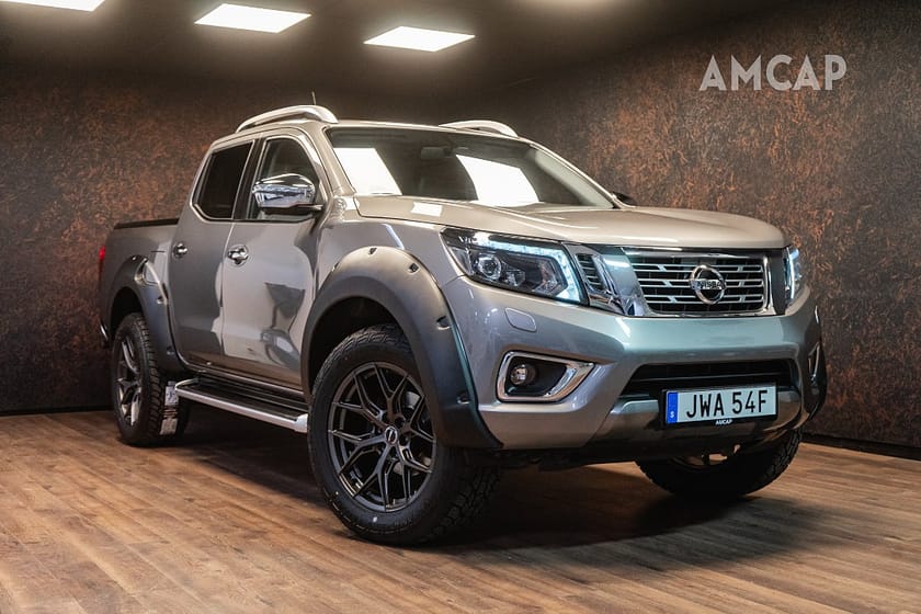 Bild 1 av Nissan Navara Dubbelhytt 2.3 dCi 4WD Tekna | MOMS | Lågmil | Diff | 3475kr/mån